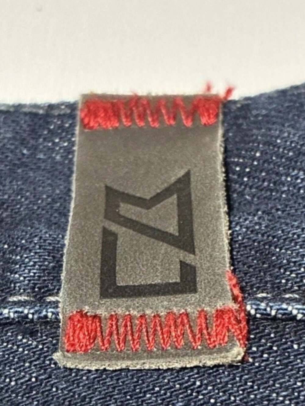 Rockaware Modern fit men's vintage faded jeans size 44X 34
